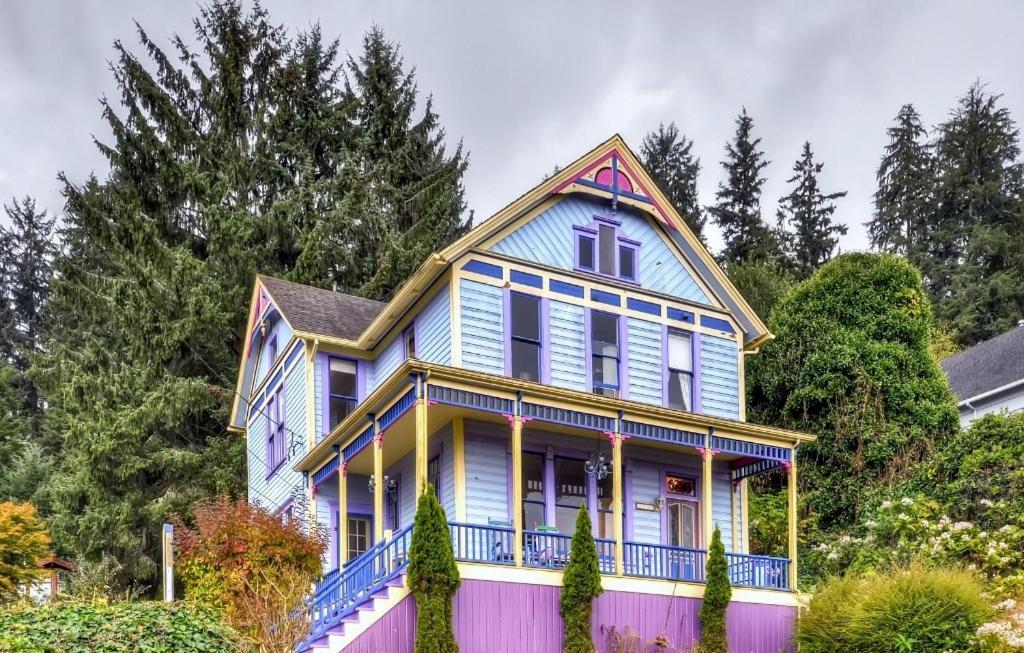Astoria Painted Lady Historic Apt With River View! 外观 照片