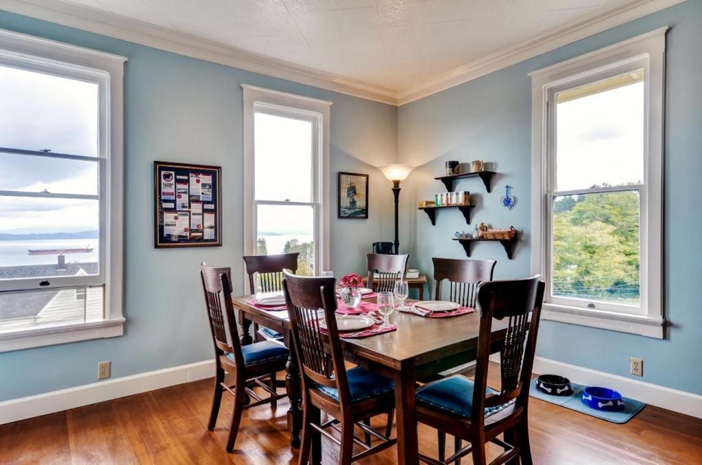 Astoria Painted Lady Historic Apt With River View! 外观 照片