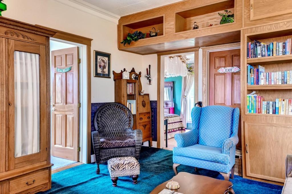 Astoria Painted Lady Historic Apt With River View! 外观 照片